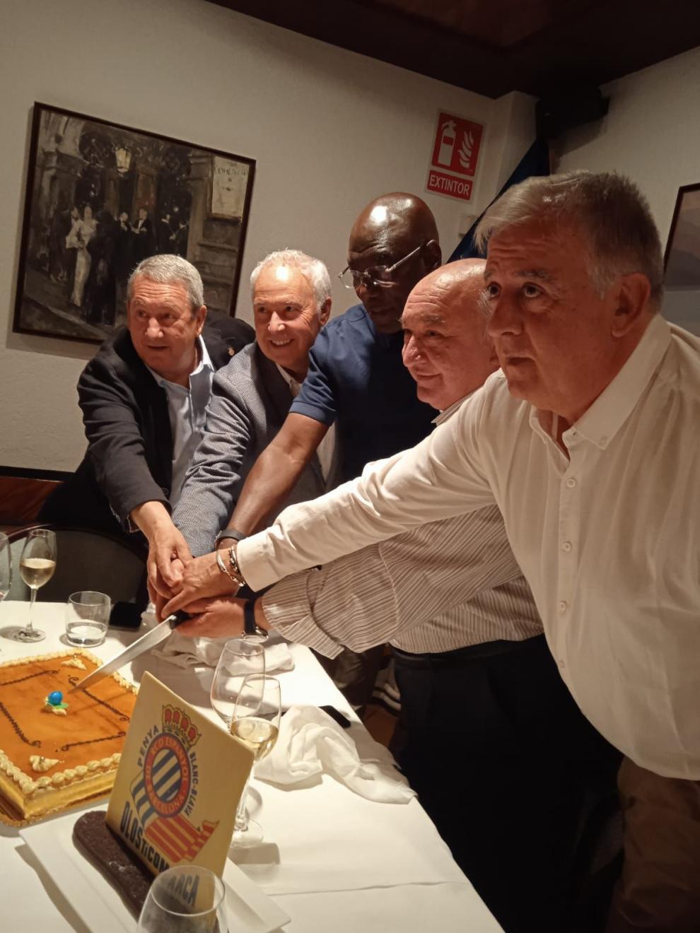 La Penya Blanc i Blava d'Olost celebra 30 anys